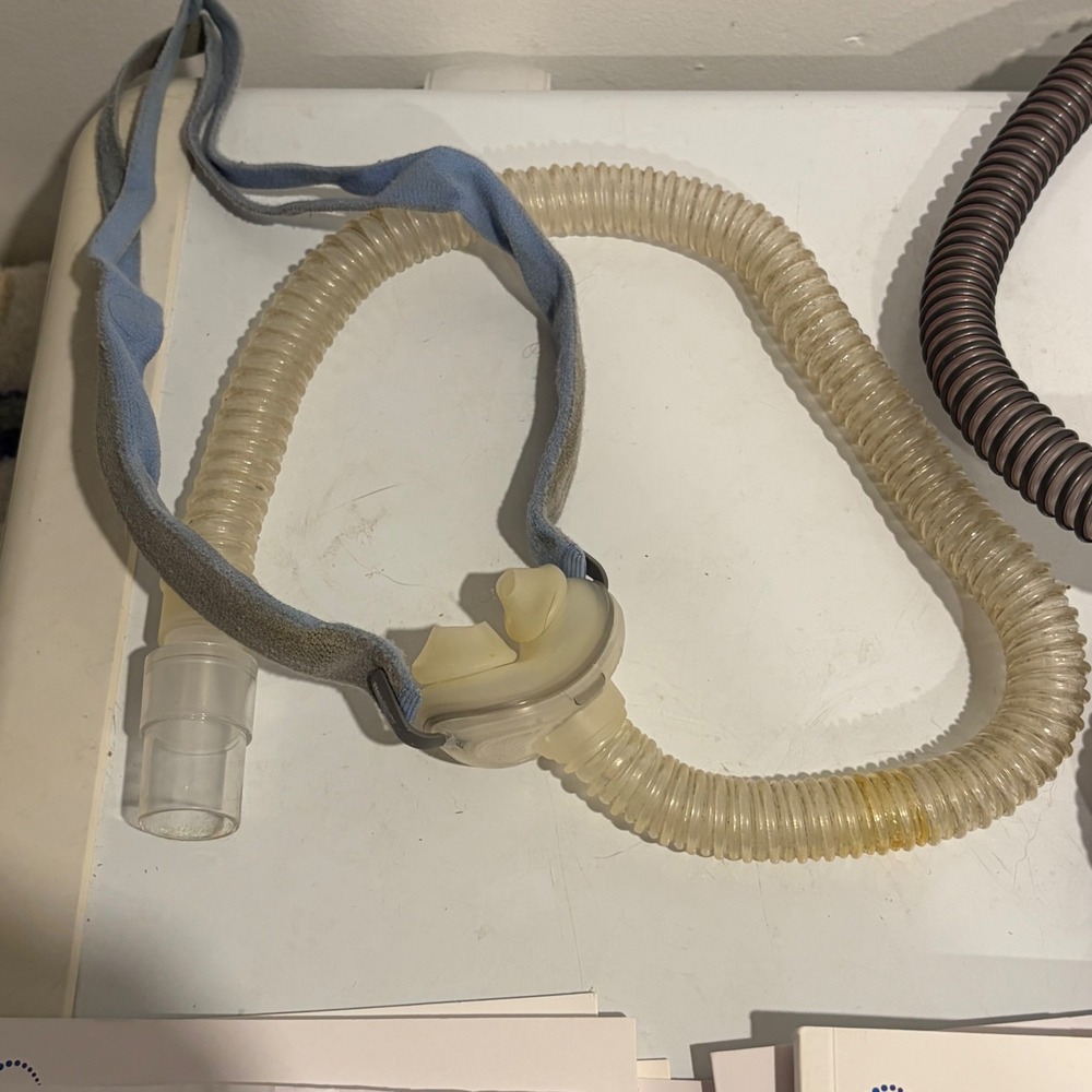 ResMed AirSense 10 CPAP Machine Modem with Humidifier and ClimateLine Tube -READ - Picture 9 of 16